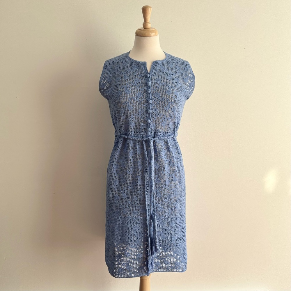 Vintage 1960s Crocheted Cornflower Blue Belted Dress / M L